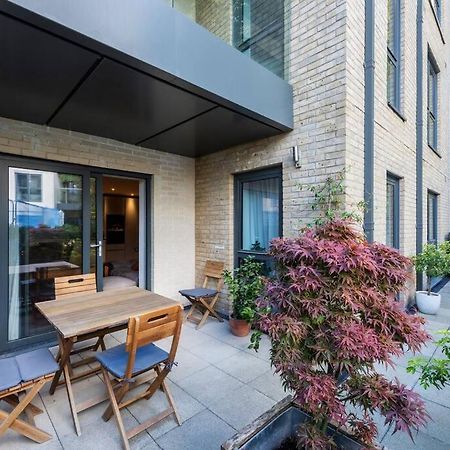 Stylish 2 Bed 2 Bath In Highgate & Free Parking Daire Londra Dış mekan fotoğraf